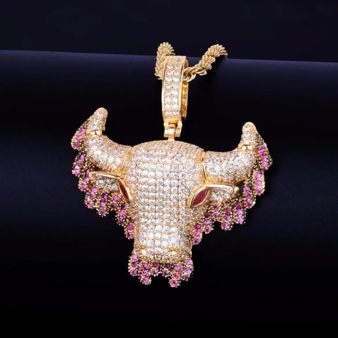 Dripping Bull Chain