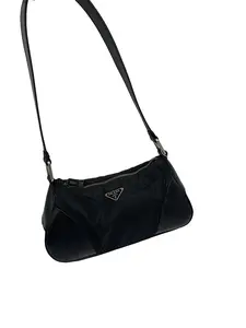 Pre-owned PRADA Vintage Black Nylon & Leather Trim Shoulder Bag/wj03117538/7538