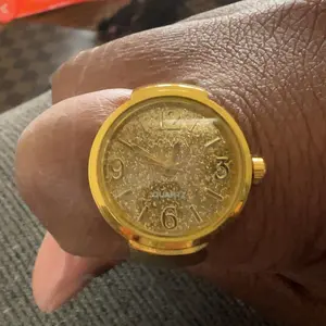 Ring Watches for Women: Quartz Analog Gold Stretch Band Adjustable Stainless Steel Elastic Novelty Finger Watch