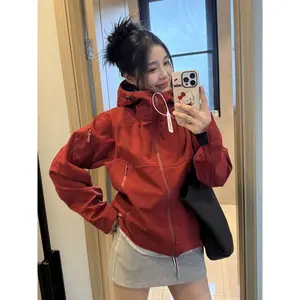 Soft shell jacket hooded windproof waterproof outdoor mountaineering clothing