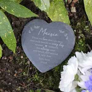 Personalized Slate Heart Memorial Stone| Graveside Ornament for Cemetery | Small Grave Decoration Gift for Loved One