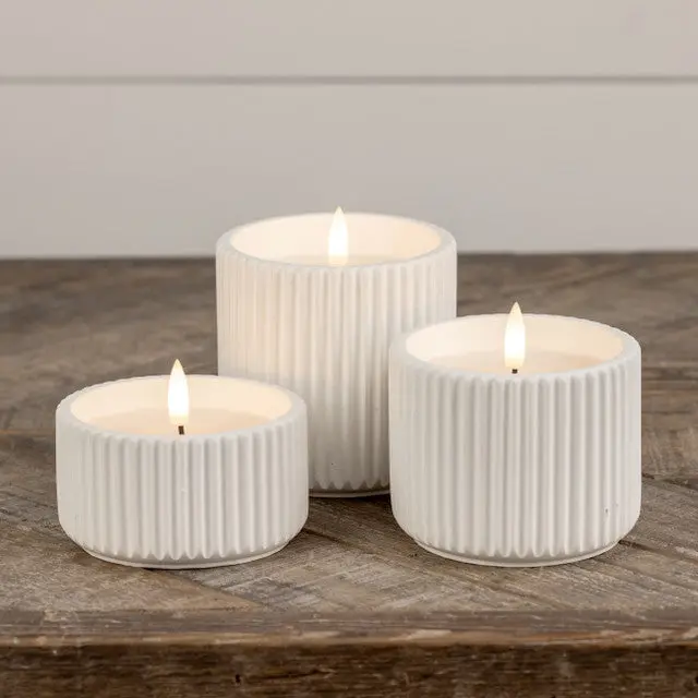 Ribbed Ceramic 3D Flame White Candle – 6-Hour Timer | Multiple Sizes
