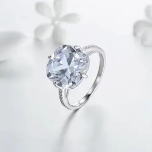 Luscious 925 Sterling Silver 9.5CT Sparkling Zirconia Pigeon Egg Solitaire Ring