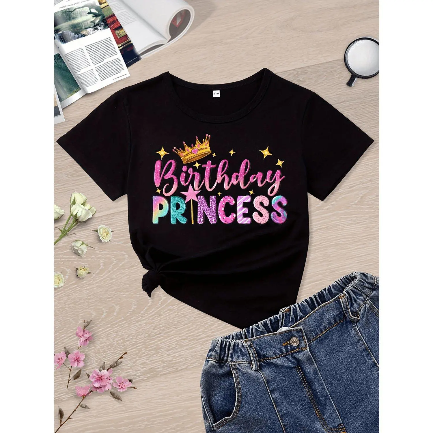 Crown Print Birthday Princess T-Shirt Lovely Tee Party Clothes Stylish Graphic Tee Top for Women and Girls Celebration Apparel