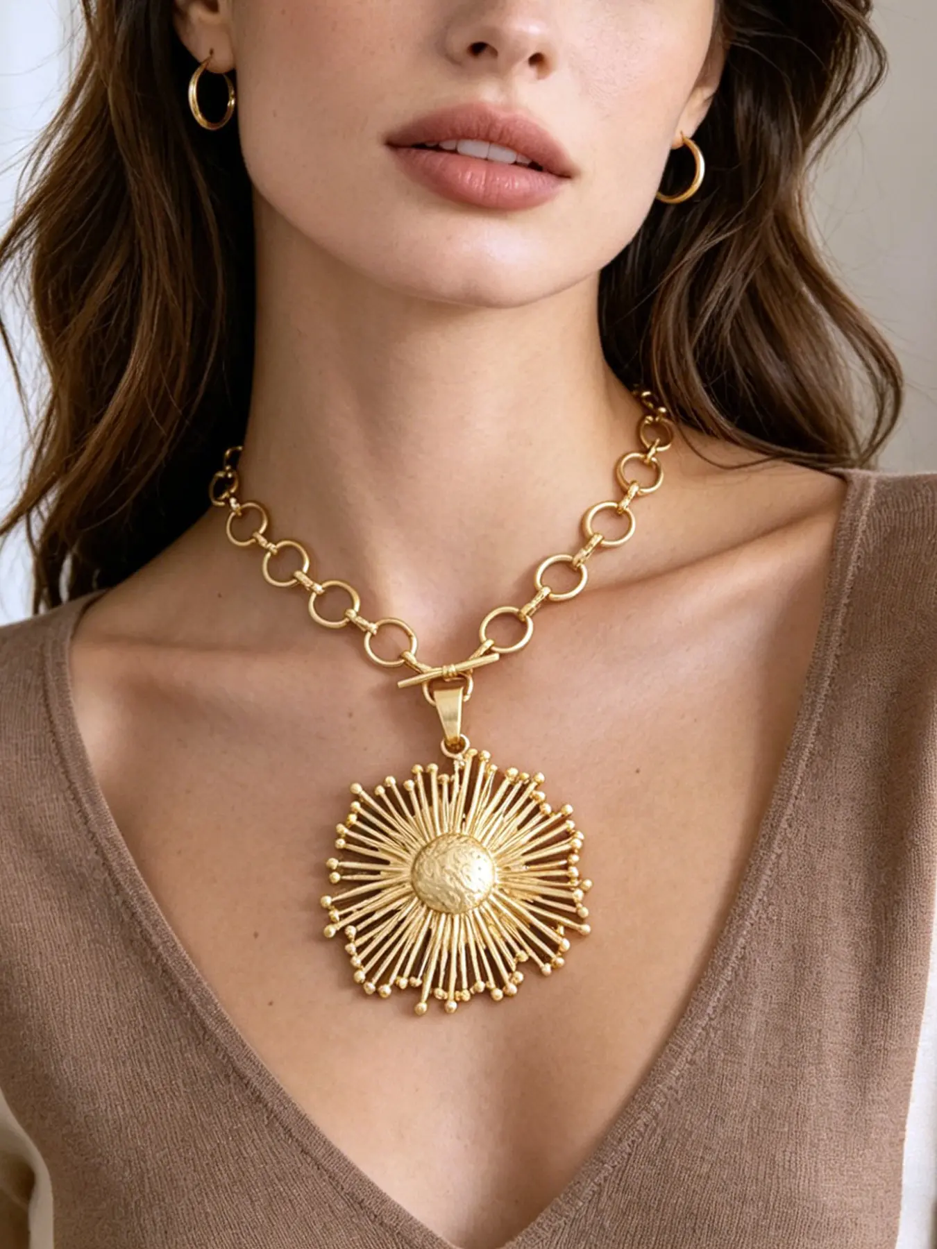 1pc Fashionable Matte Gold & Silver Color Large Sun Flower Pendant Chunky Chain Statement Boho Style Necklace Suitable For Women's Daily Wear 18"+2" Extend Chain Exquisite Chain Jewelry Fashion Accessory Bohemian Flower Necklace