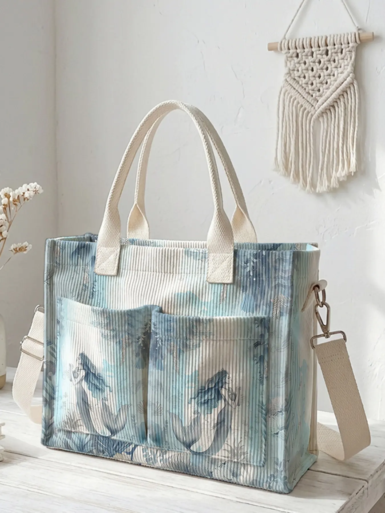 One Mermaid Pattern Printed Travel Lightweight Outing Bag, Large Capacity, Wear-resistant and Durable. Multi-pocket Design for High Space Utilization, Suitable for Work, Shopping, Picnic and Other Occasions