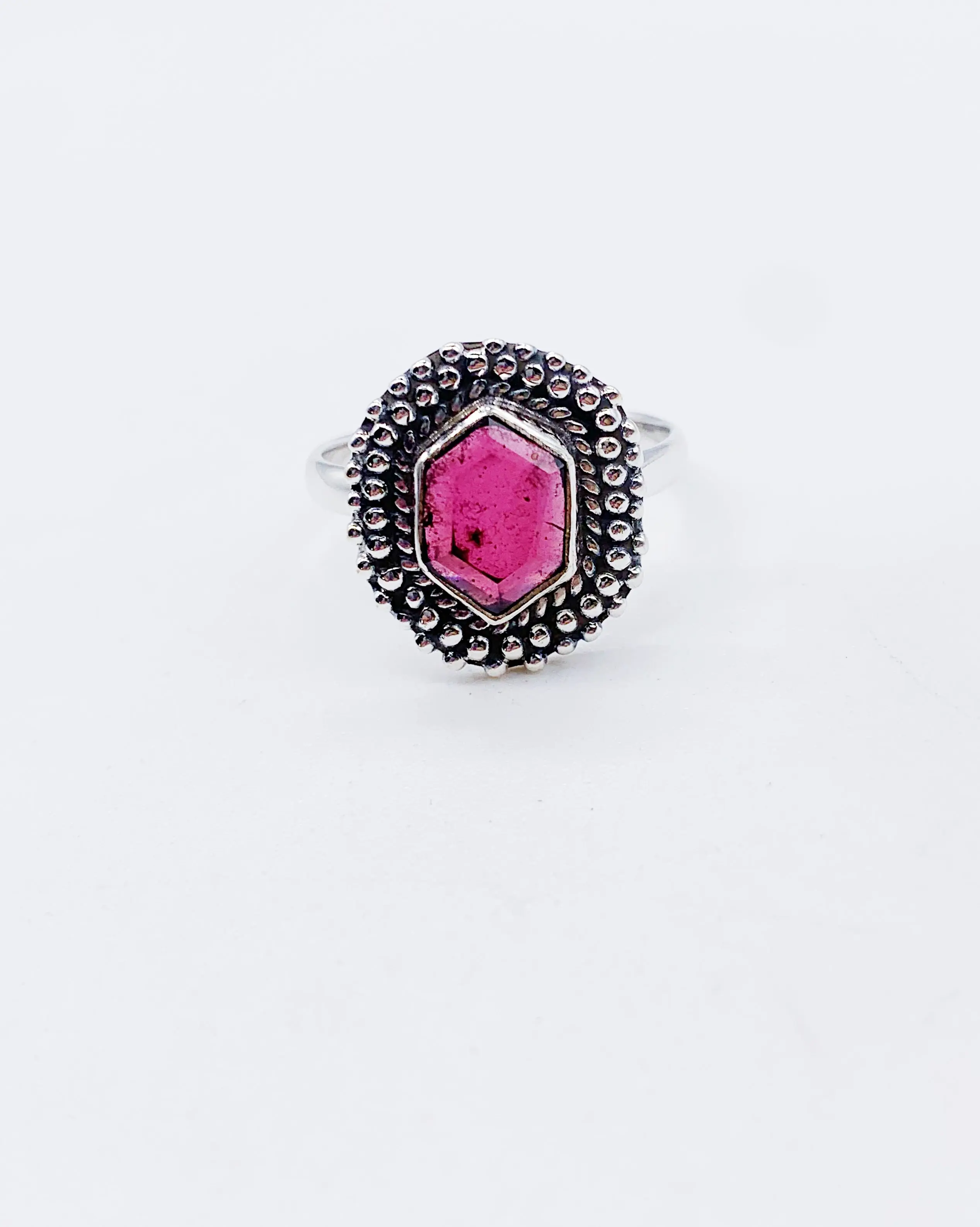 GARNET HEXAGON RING ⋄ Size 11.25