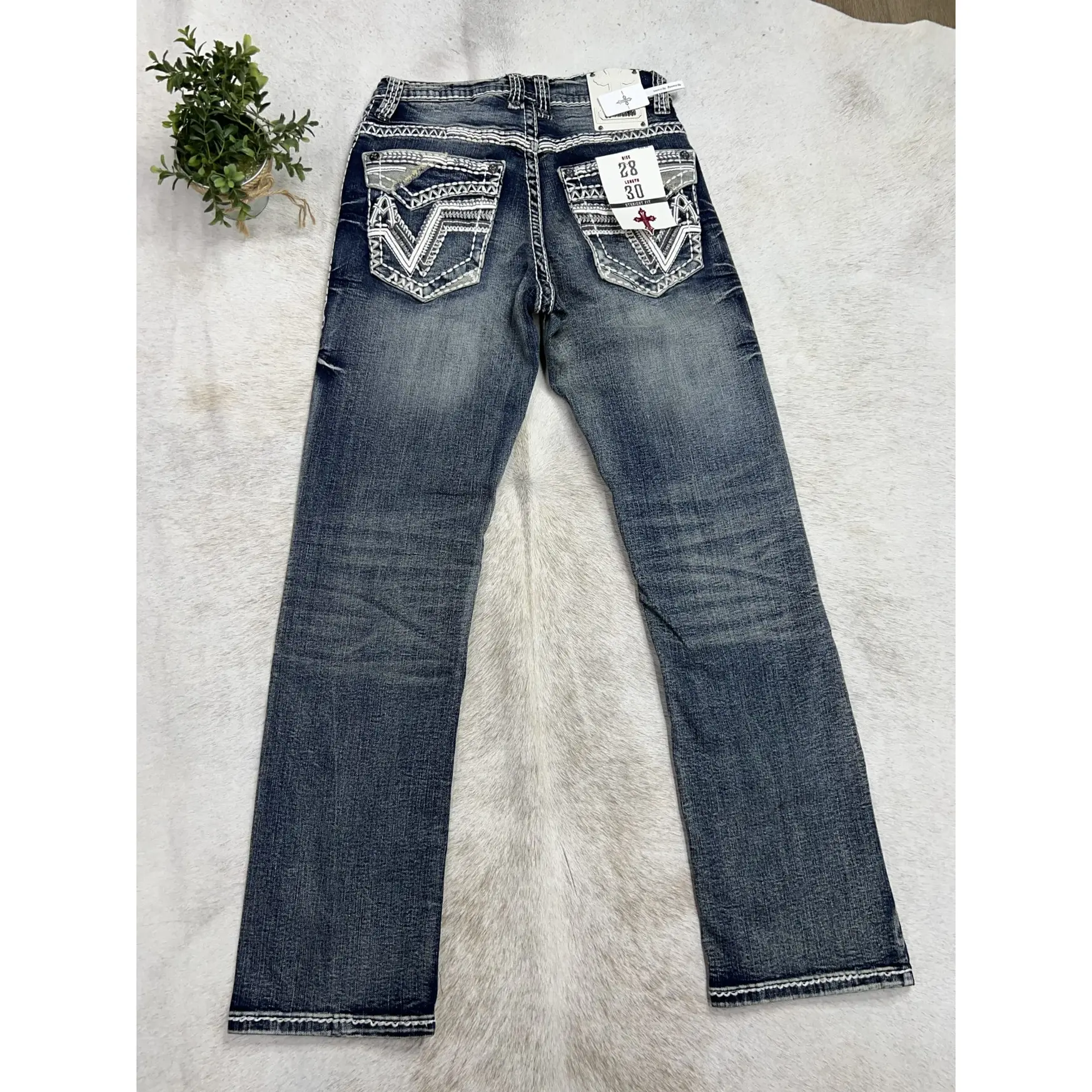 Leo Men's Medium Wash Straight leg  Jeans