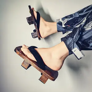 Two-Tooth Wooden Clogs Japanese Gentlemen's Wooden Thick Heel Shoes Flip-Flops Unisex Bench Wooden Clogs