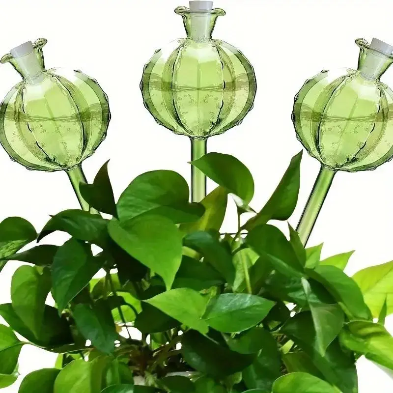 Cactus Shaped Automatic Self-Watering Globe, Clear Plastic Decorative Plant Watering Ball for Indoor & Outdoor Gardens, Plant Watering Device