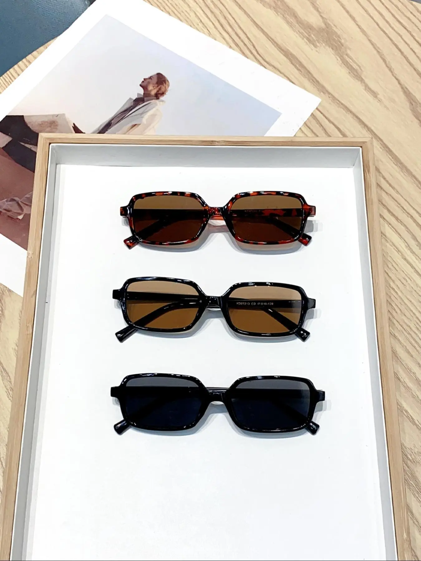 Unisex Vintage Trendy Tinted Lens Glasses, Modern Trendy  display picture 1