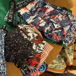 12pcs KJFISTMU Men's Cartoon Tie-Dye Striped Boxer Briefs - Soft, Comfortable & Breathable Polyester Blend, Vibrant Athletic & Everyday Shorts for Casual Wear Menswear Mixed Color Socks Beige，Christmas gifts，stock up on specials，value pack，bundle sets