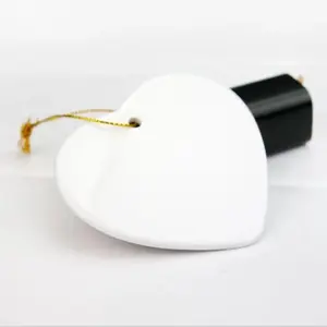 Ceramic Heart Shaped Ornament, 20pcs/set Sublimation Ceramic Jewelry with Ribbon, DIY Handmade Blank Heart Shaped Ornament for Creative Projects