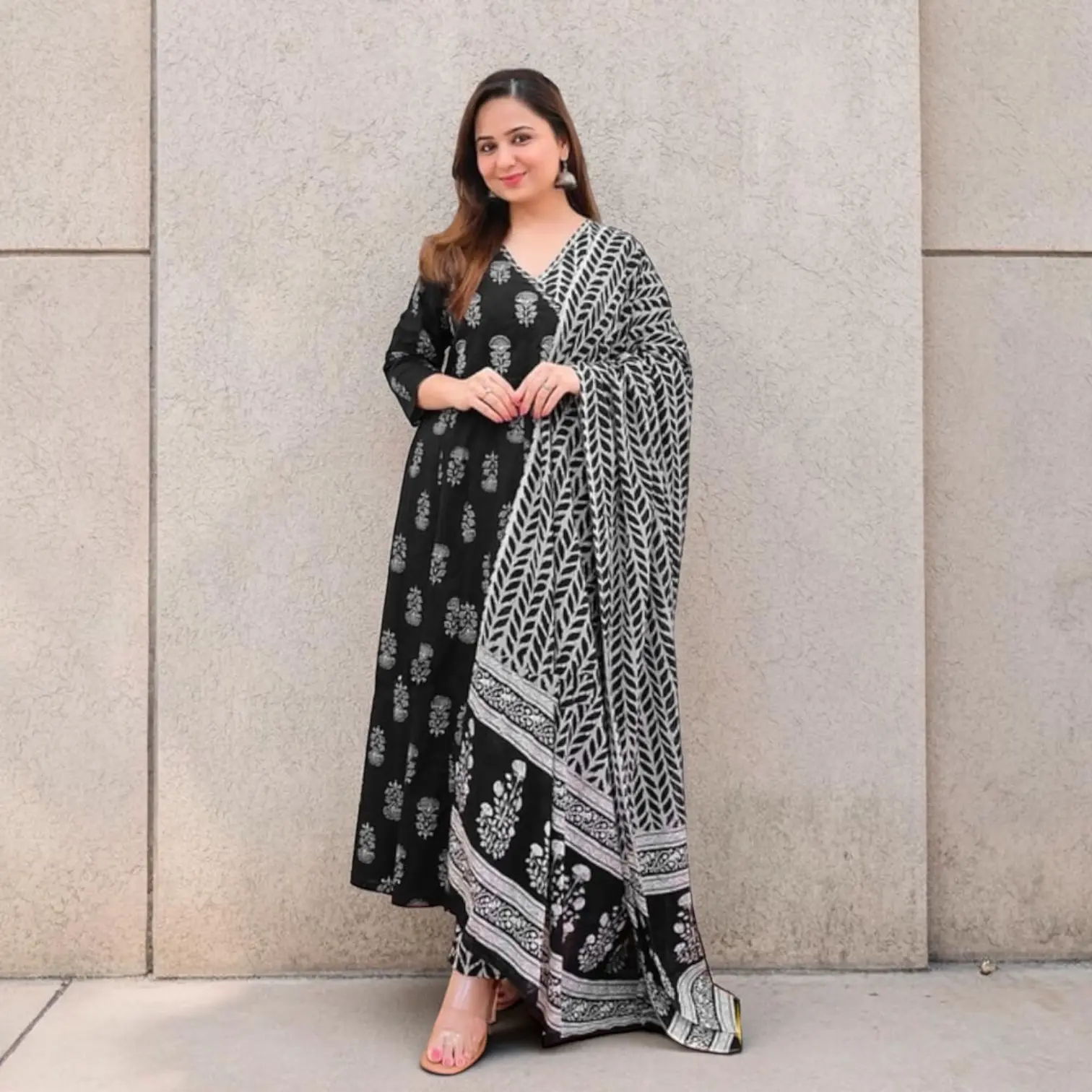 Jaipuri-style anarkali suit set