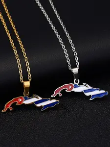 Cuba map, flag pendant necklace, charming Cuban map, flag-themed five-pointed star necklace, Cuban Link Necklace, gold jewelry gift.