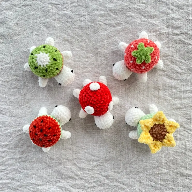 Crochet Cute Themed Fruit Baby Turtle Keychain, Amigurumi Mini Turtle, Sea Animals Sutffed Plush Plushie, Small Soft Turtle Stress Ball