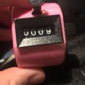 Mechanical Counting Tally Counter, 4 Digit Manual Record Counter, Portable Digital Counting Tool for Outdoor Sports