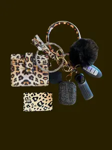 Exclusive Cheetah Bling Keychain Set – FREE Matching Card Holder Inside!