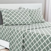 Quatrefoil Grey/White