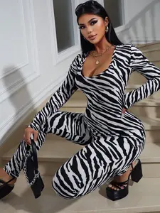 A set of women's jumpsuits Zebra Stripe, Long Sleeve, Casual, suitable for autumn and winter, suitable for home, indoor, and outdoor wear