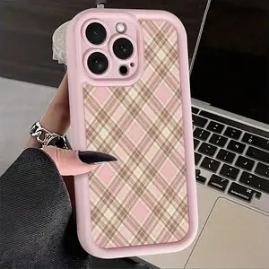 Pink brown plaid pattern cute pink girl-style phone case, compatible with iPhone 17/16/15/14/13/12/11/16E/X/XS/XSMAX/12.13MINI. Its design is adorable, making it a perfect gift for friends, family, or yourself.