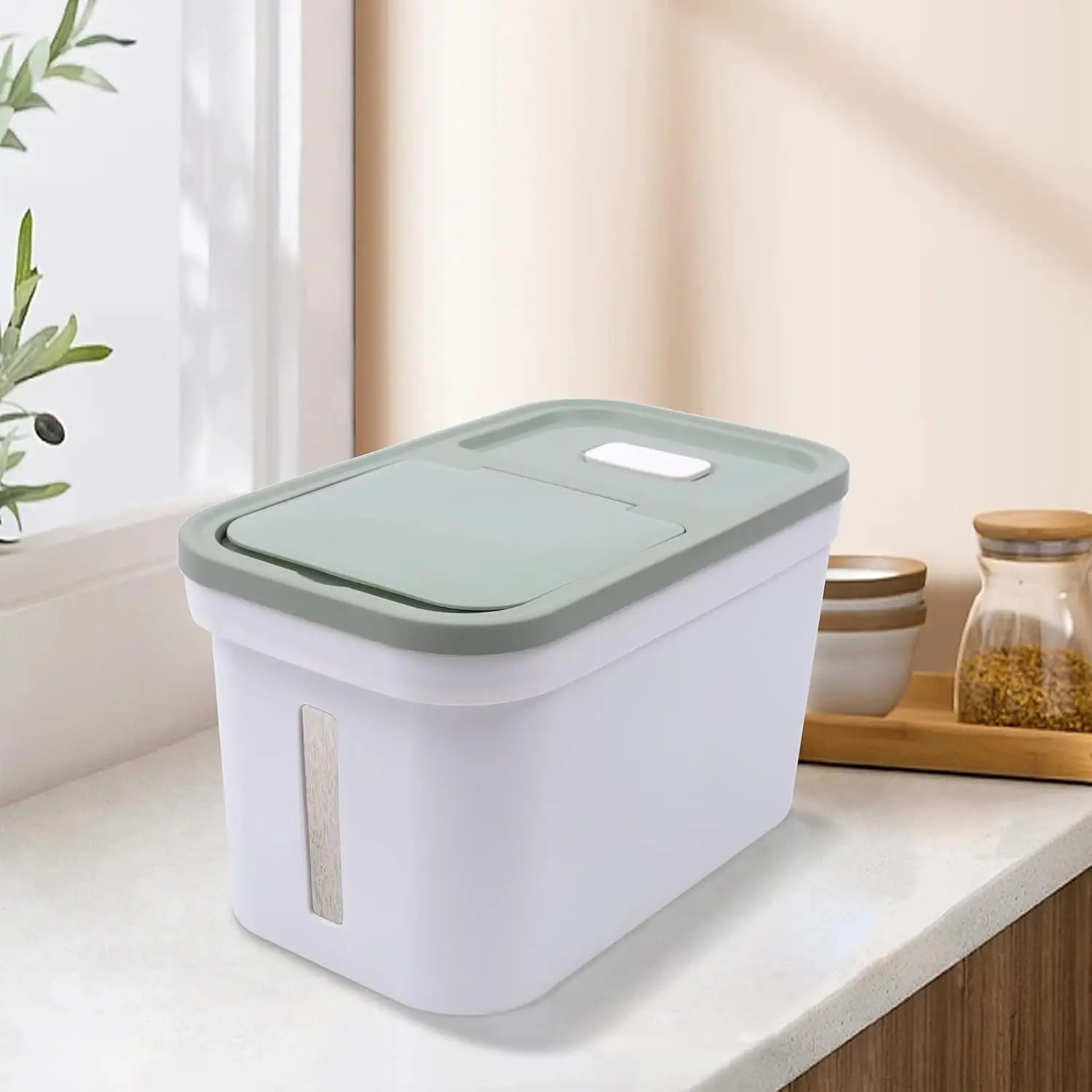 Chieacho Airtight Grain Storage Container, Storage Container Measuring Cup, 20Lbs Birtight Flour Sugar Storage containers with Rice Cup for Grain,Beans, Dates, in Home Kitchens, Baking Enthusiasts Lid Utensils Bottles Garlic Green