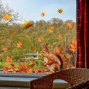 Autumn Squirrel Maple Leaf Static Window Sticker, Reusable Glass Decal for Home Decor, Thanksgiving Festival Decoration, Party Theme Setup