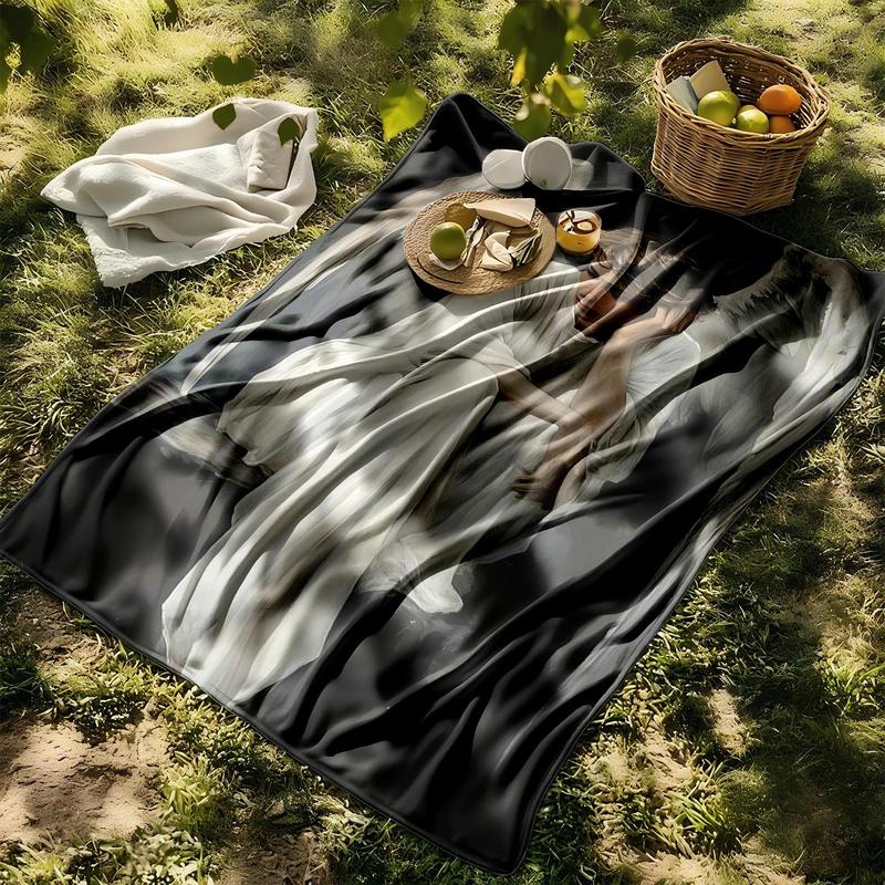 1 piece White-clad angel wings in contemplation themed flannel blanket - Oversized fluffy flannel sofa blanket, suitable for beds and sofas, modern design, all-season use, digitally printed pattern, 100% polyester material, machine washable