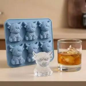 Highland Cow Model Quick Freeze Silicone Ice Tray, Easy Use Durable Plastic Mold, Perfect Shape Ice Cubes for Juice, Ice Bucket, Cylinder Cup, Home Bar Accessories