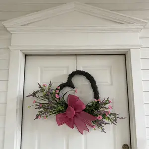 1pc, heart-shaped lavender wreath, pink wreath, Valentine's Day wreath, front door and window wall decoration, heart-shaped decoration of rural cabinets, farmhouse Valentine's Day spring and summer indoor and outdoor, Decorative Flower Wreath