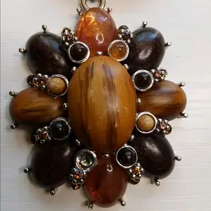 vintage costume jewelry