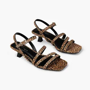 Women's genuine leather leopard print strap-on sandals, kitten heels. Slip-on sandals, sexy leopard print high heels. Suitable for dates, parties, gatherings, daily wear, and work.