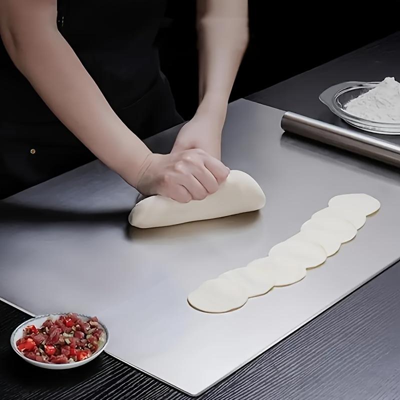 304 stainless steel  Stainless Steel Cutting Board, Suitable For Baking And Kneading Dough. A Must-have For A Safe Kitchen. High-temperature Barbecue Board For Breakfast Plates. Made Of High-quality 304 Stainless Steel, Thicken To 0.06 Inches