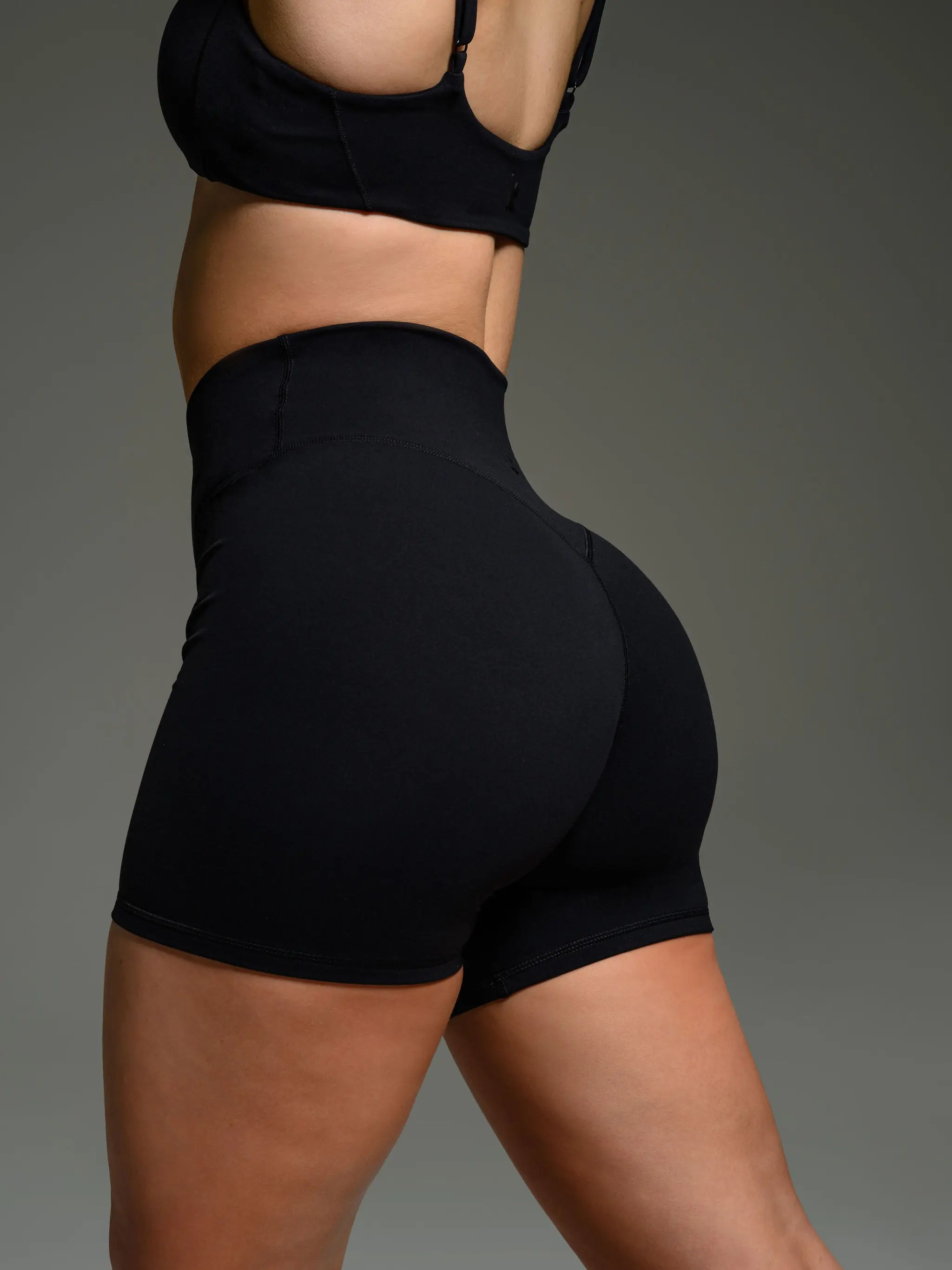 Alura Scrunch Shorts