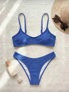 Summer Bestseller Sexy Bikini Set, Slim-Fitting All-Over Print Briefs, Comfortable Casual Swimwear, Trendy and Versatile Beach