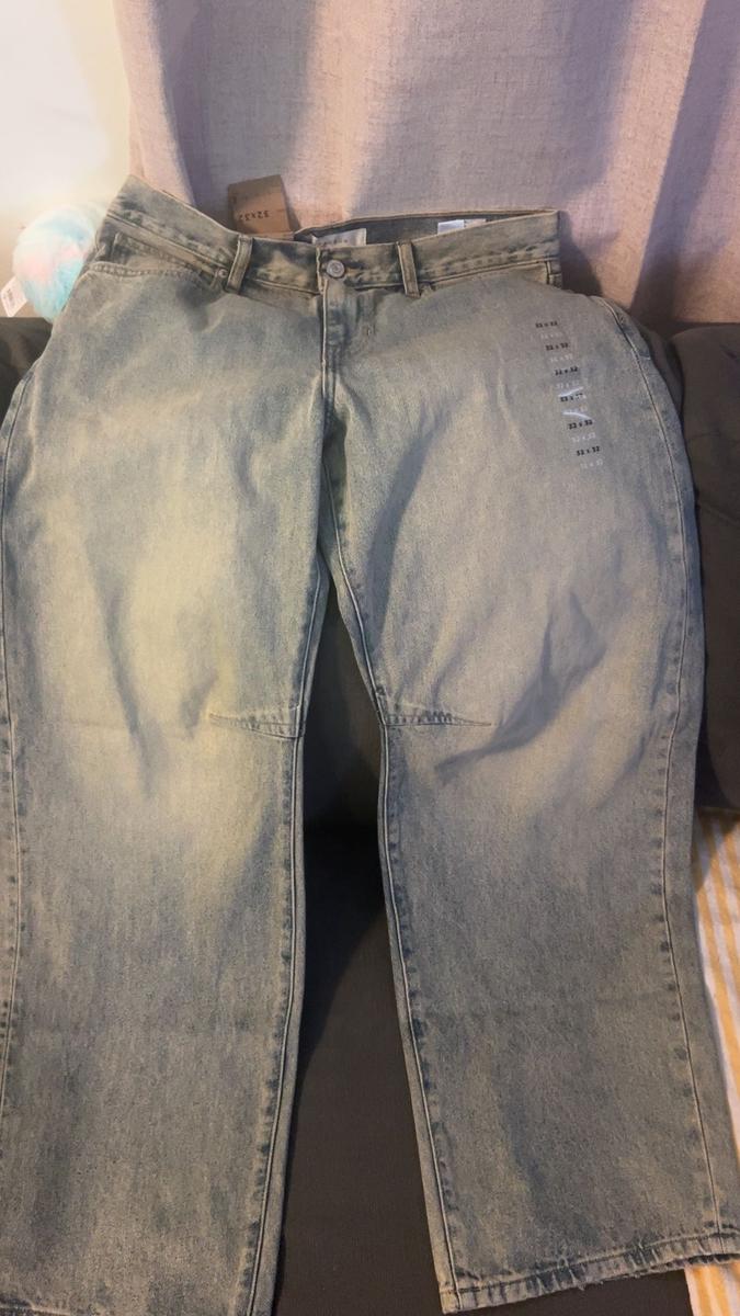 Item: MEDIUM INDIGO, 32W x 32L