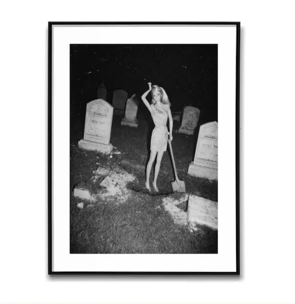 [25% OFF] [UNFRAMED]    Barbie Doll Digging Up The Graveyard At Night; Black & White Wall Art Poster, Vintage Print, Photography Prints, Aesthetic Poster