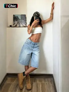 Elegant Casual Women's Shorts, Slim-Fitting Denim Five-Quarter Pants, Comfortable Fashion for Spring Summer, Versatile Daily Wear, Denim Button Shorts