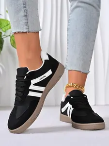 Spring New Sporty Casual Shoes, Flat Round Toe Lightweight Running Shoes, Lace-Up Single Shoe for Women, Comfortable Sneakers