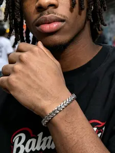 1 piece of hip-hop trendy titanium steel bracelet, Chunky Chain Bracelet, Cuban Link Bracelet, rap artist street style men's Cuban chain