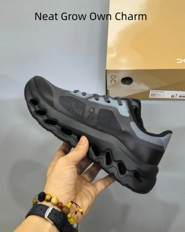 Full black spliced mesh running trainers with gray side trim & wavy hollow multi-hole shock-absorbing midsoles