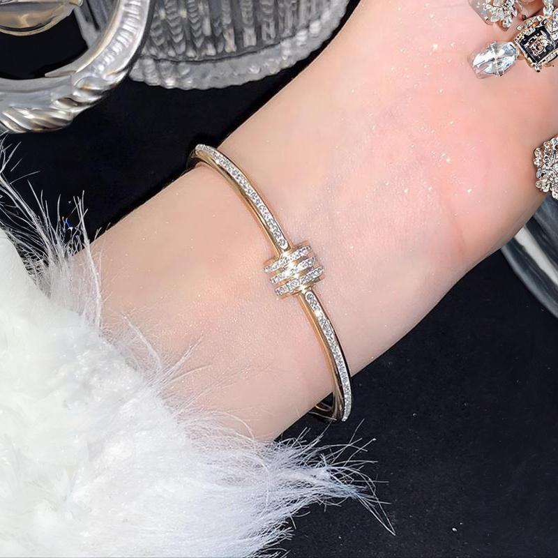 18K Elegant Stainless Steel Bangle Bracelet Set, 5-Piece Fashionable Classic Design, Jewellery Accessories, Perfect for Daily Wear & Special Occasions