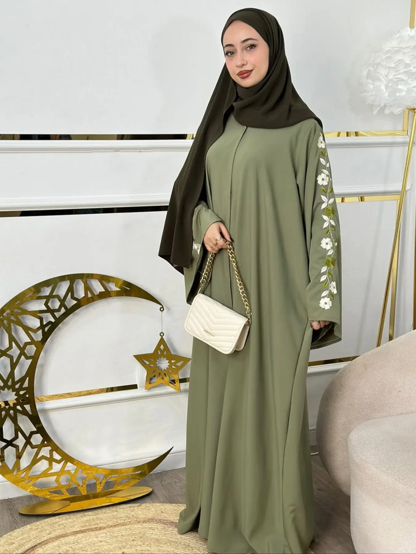 Elegant Long Sleeve Abaya Dress, Zipper Design, Embroidered Floral Pattern, Muslim Women Fashion, Loose Fit, Arabic Style