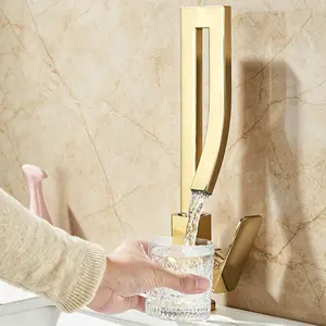 Modern Luxury Gold Plastic-Steel Bathroom Sink Faucet, Single Handle Hot & Cold Mixer Tap, 360° Rotatable Spout, High Rise Vessel Vanity Basin Faucet with Ceramic Valve, Anti-Rust Electroplated Finish for Bathroom Wash Basin Countertop Sink Installation
