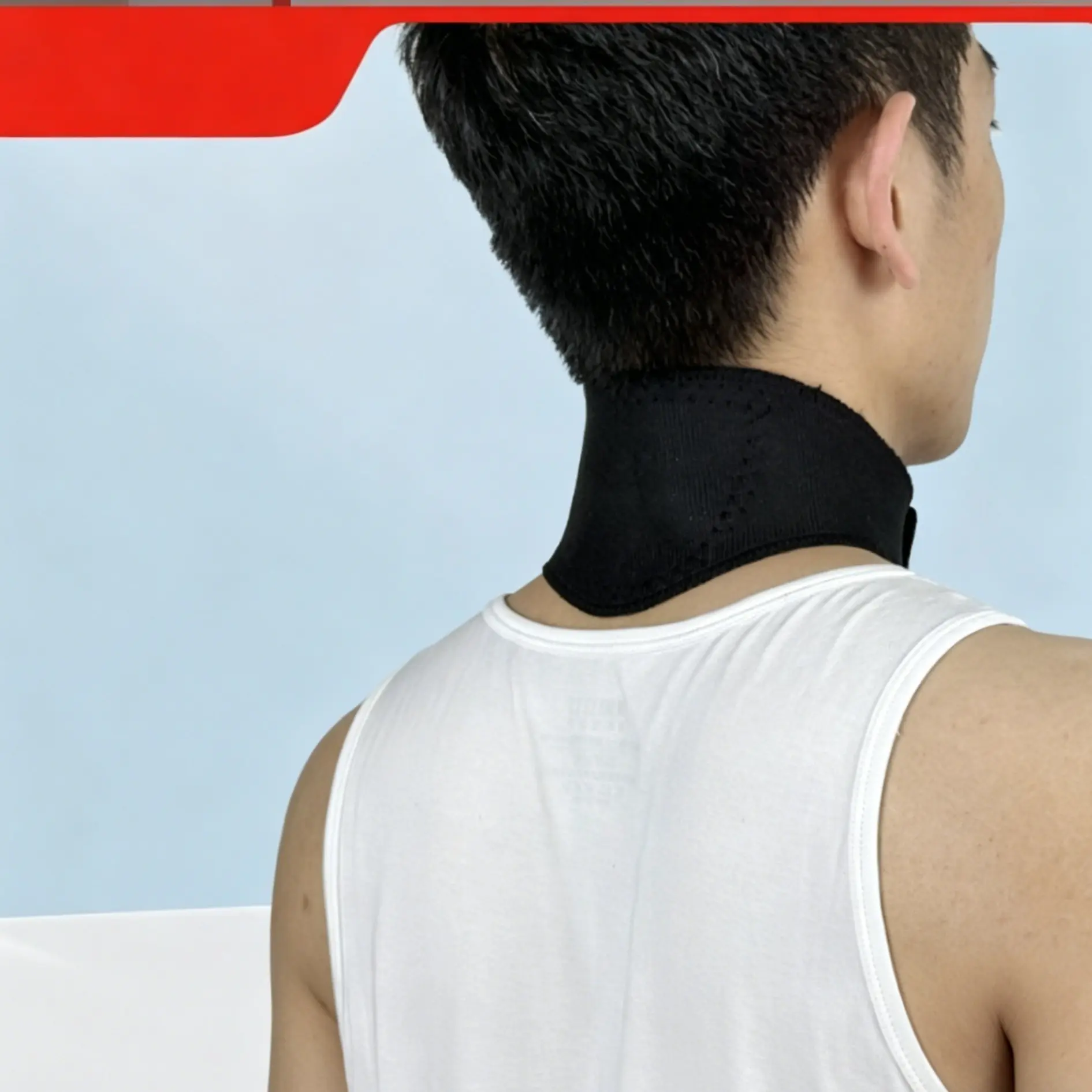 Men's and women's neck support neck brace, fits snugly and protects the neck, making it comfortable to sit for long periods without feeling tired