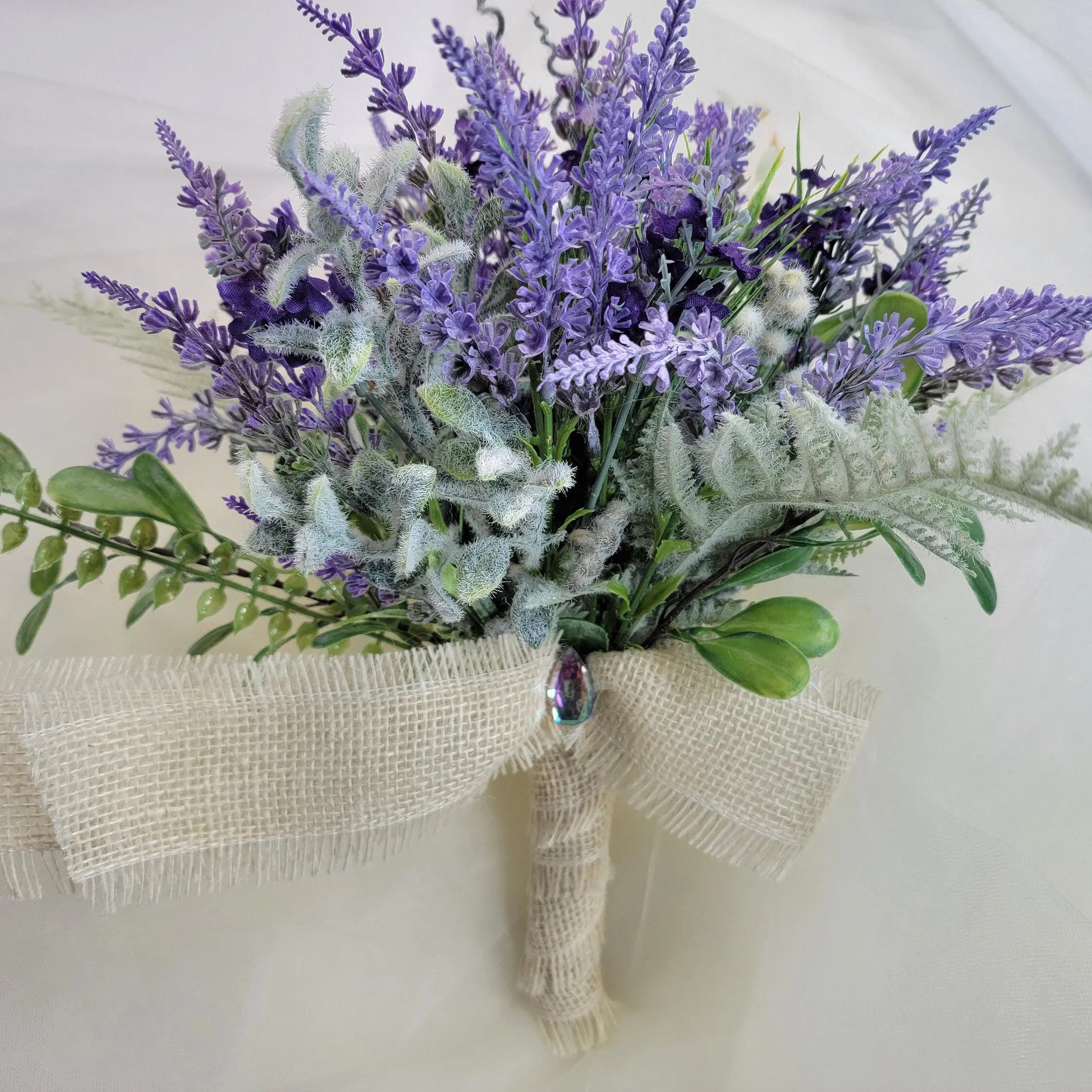 Silk Lavender Flowers - Artificial Flower Bouquet Of Lavender With Greenery For Wedding/ Prom- Winter Home Decor - Silk Floral Stems - 8oz
