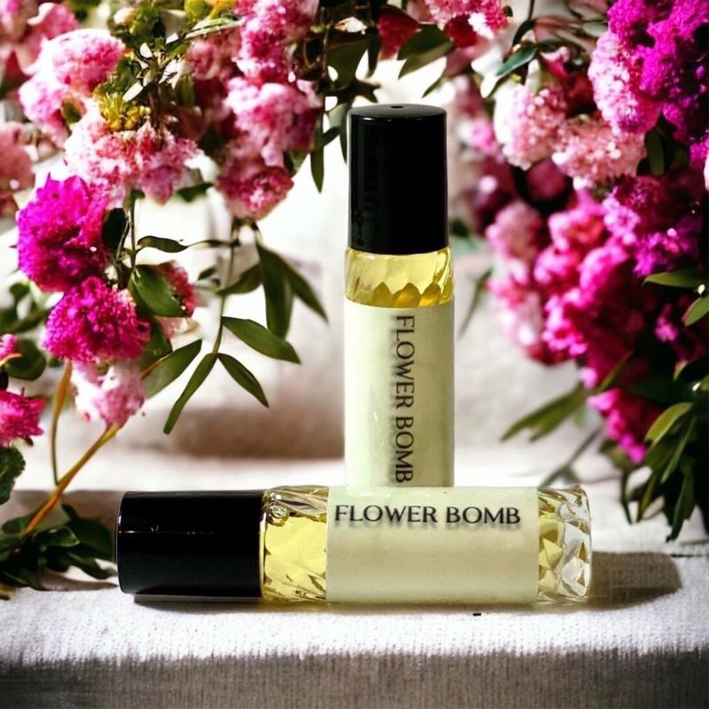 Flower Bomb Type Women Designer Perfume Oil; One Ounce Glass Roller Bottle, Uncut Unisex Fragrance Body Oil Premium Grade A Alcohol Free