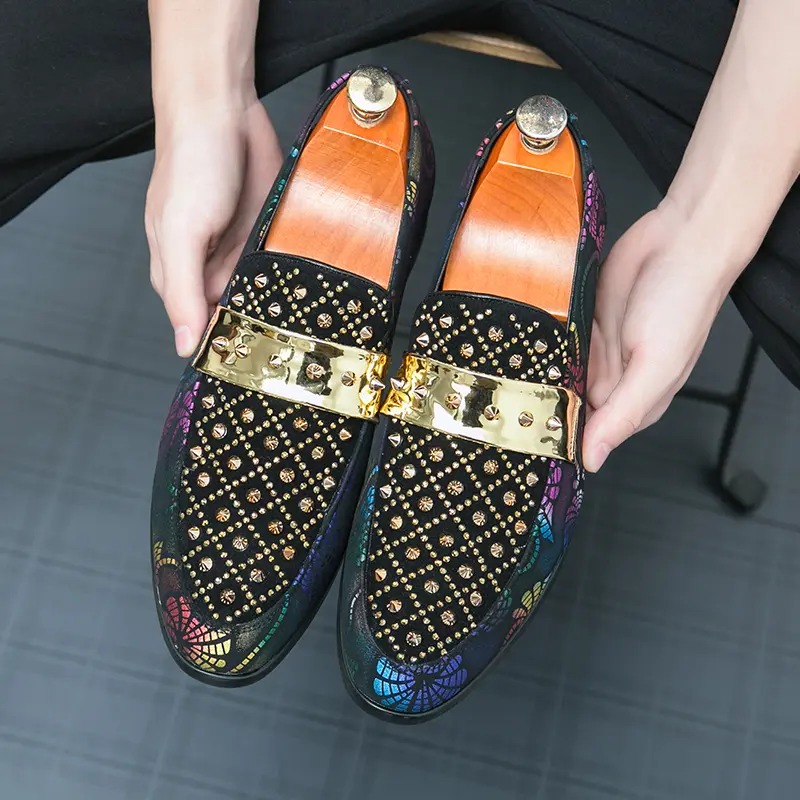 Men’s luxurious studded leather loafers — formal Oxford shoes for weddings, parties, and casual wear/driving, British designer style