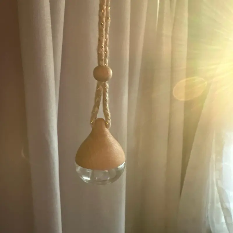 Botanical scented refillable car diffusers glass with wooden life comes with a sealed scent bottle to fill your first time