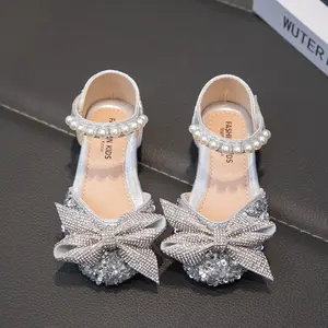 Girls' Leather Shoes 2026 Sandals Soft Sole Princess Shoes Girls' Silver Dance Shoes Single Shoes